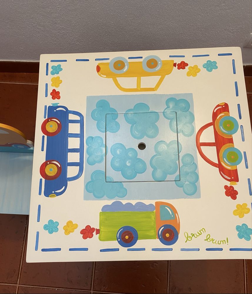 Conjuto para quarto de bebé