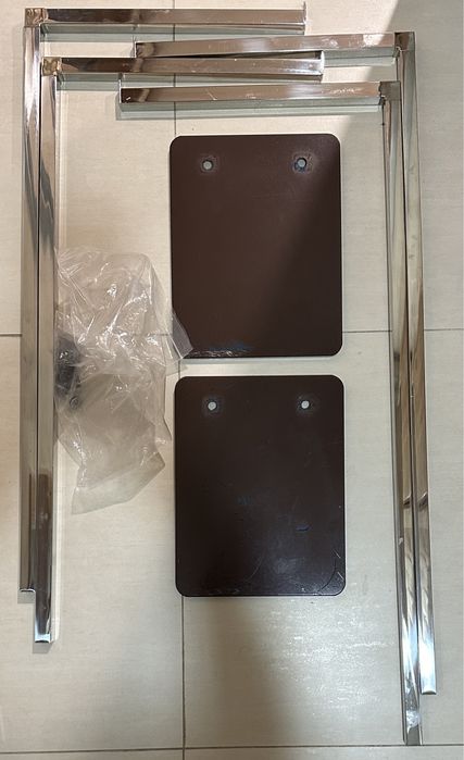 2 suportes para toalhas