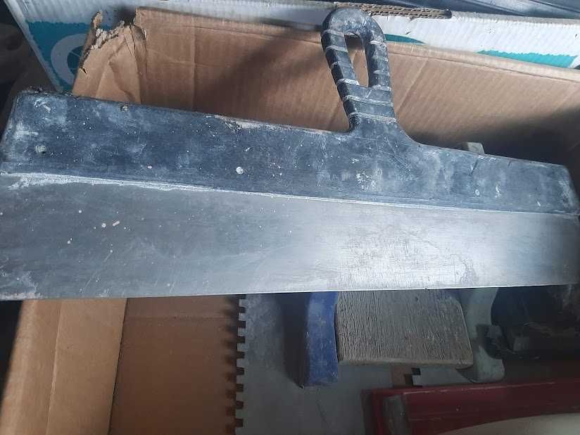 Інструменти будівельні асортимент штукатурні побілка меблі аксесуари