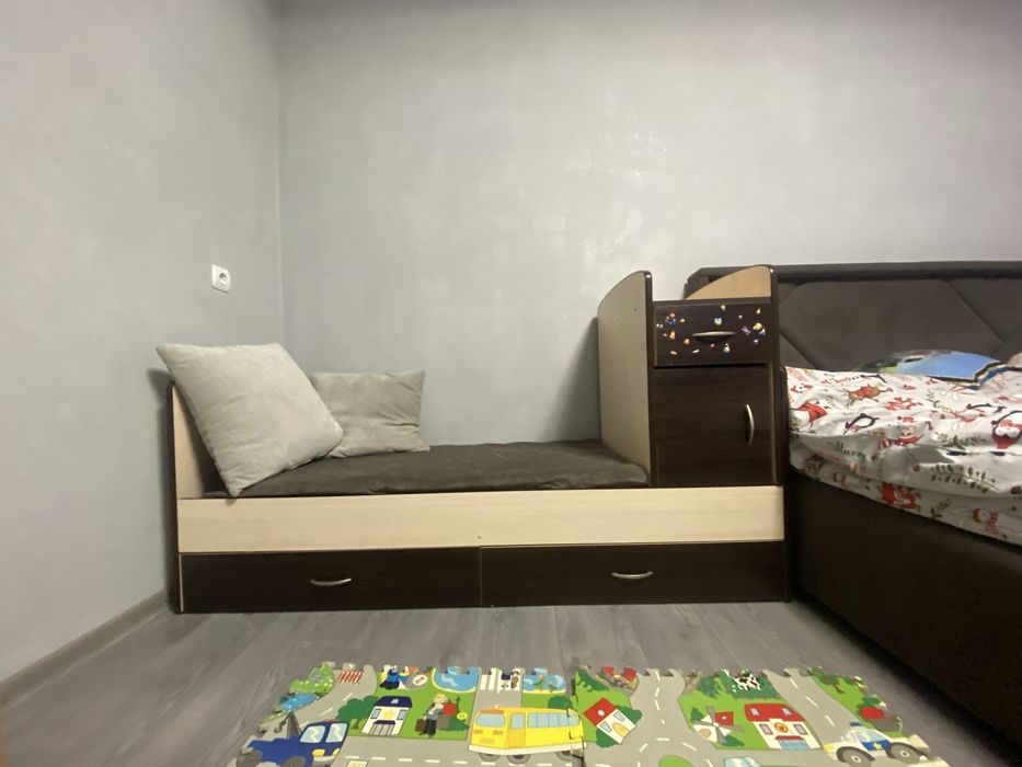 Дитяче Ліжко-трансформер, 3 в 1 кроватка, столик, ліжко.