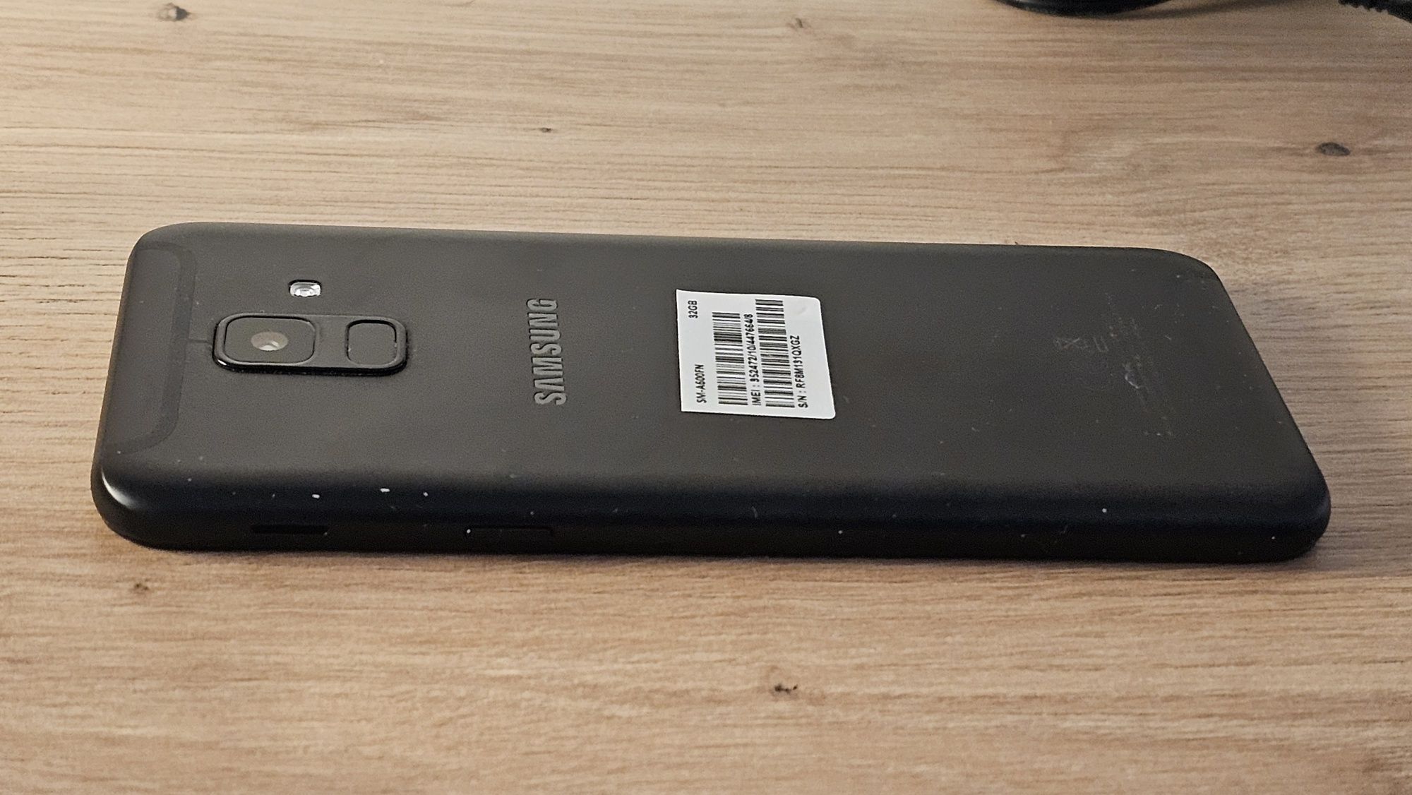 Samsung A6  (SM-A600FN)