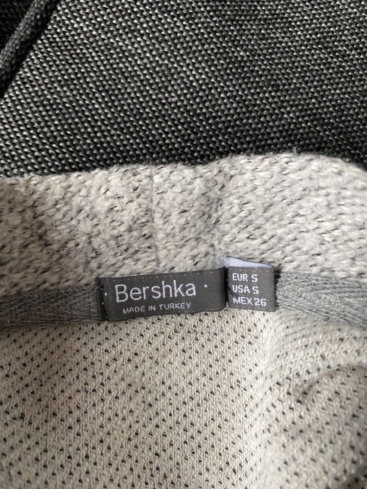 Golf sweter szary crop szerokie rękawy ciepły bershka