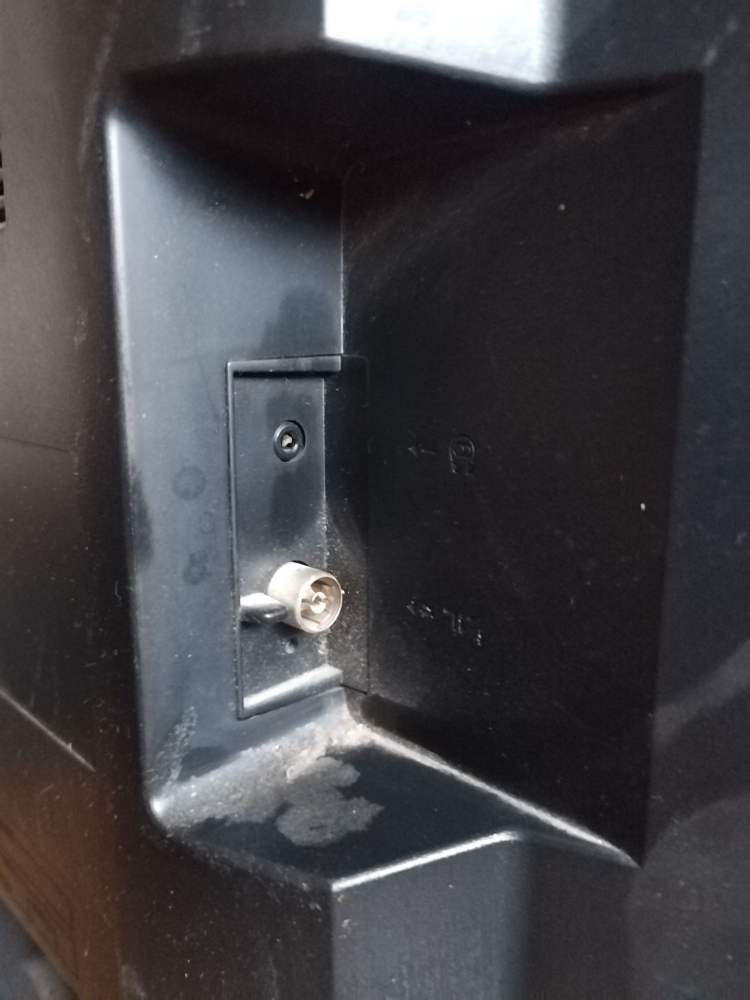 telewizor Funai LC5-D20BB 48W brak dźwięku