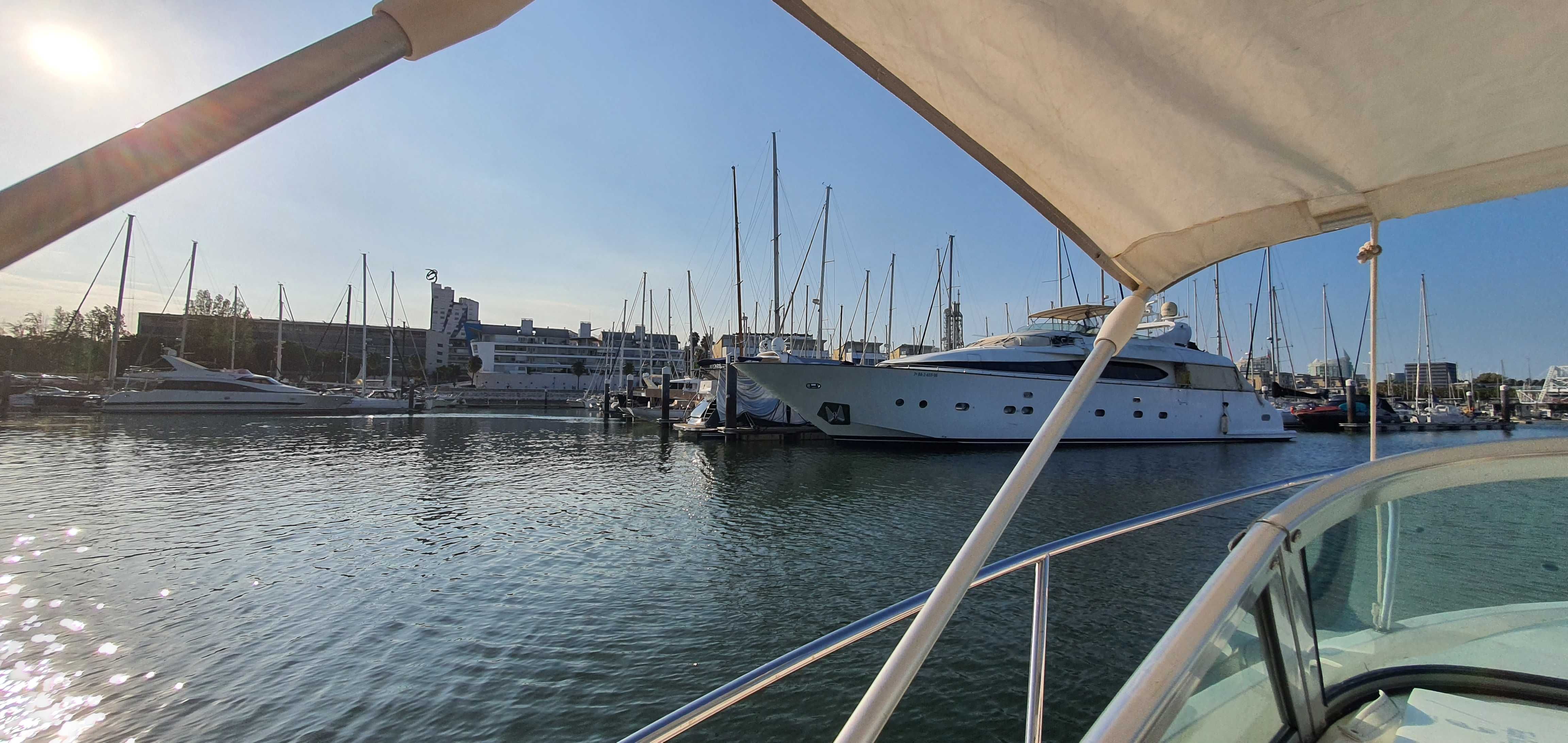 Vendo barco San Remo 7.5m  em óptimo estado