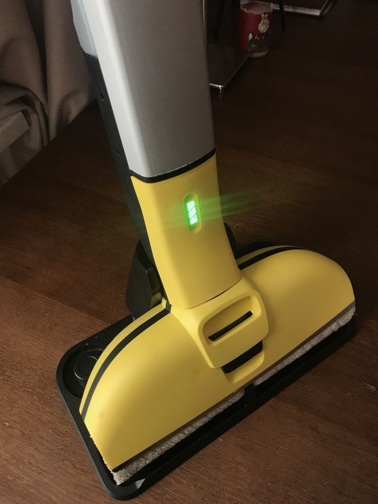 Миючий пилосос Karcher EWM2 (Електрошвабра)