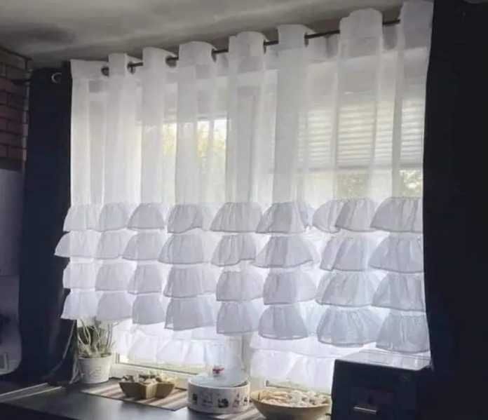 Firanka z falbankami woal na przelotkach 400 x 130 cm