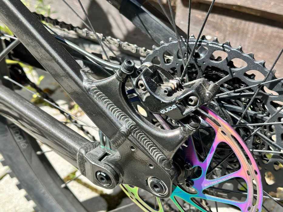 Кастомний двопідвіс