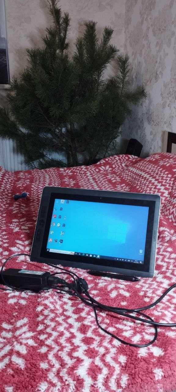Графічний планшет - комп'ютер Wacom DTH-W1310M i7/16/256