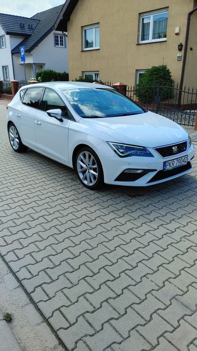SEAT LEON FR LIFT 2.0 tdi Biała Perła Virtual Cocpit Radar Ful Led