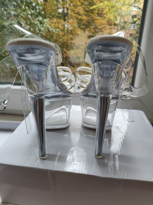 Туфлі, босоніжки, стріпи, pole dance