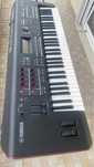 Teclado Yamaha MOXF6 Workstation
