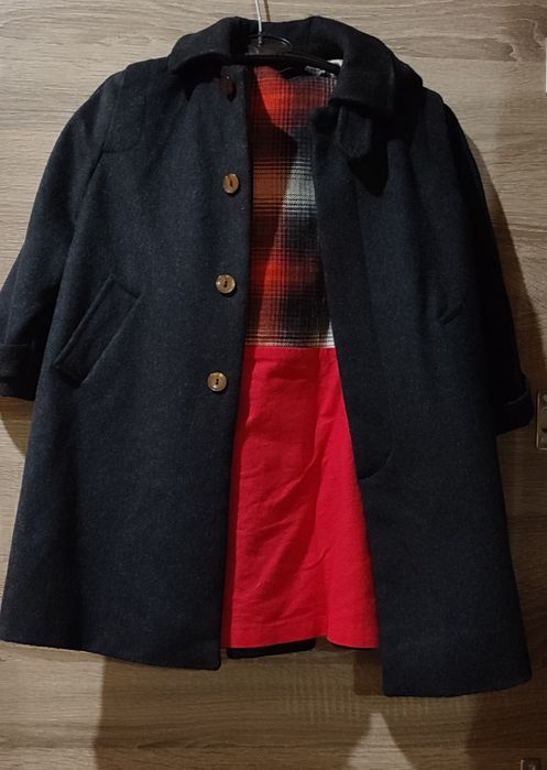 Дитяче пальто з капюшоном