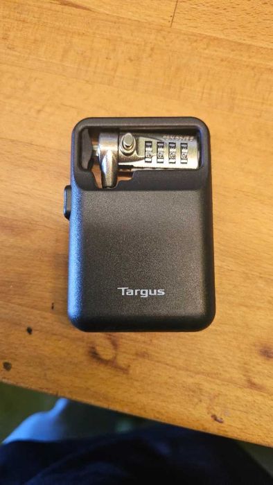 Cadeado Portátil Retrátil Targus Defcon CL