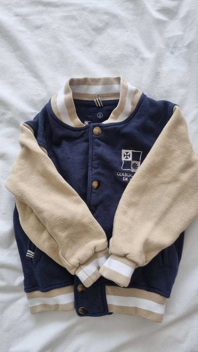 Uniforma Colegio Nova de Gaia usada