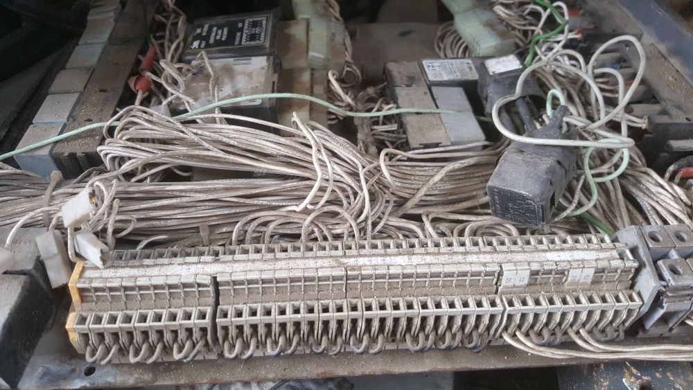 mecalac 12mxt mtx msx skrzynka z bezpiecznikami przekaźniki instalacja