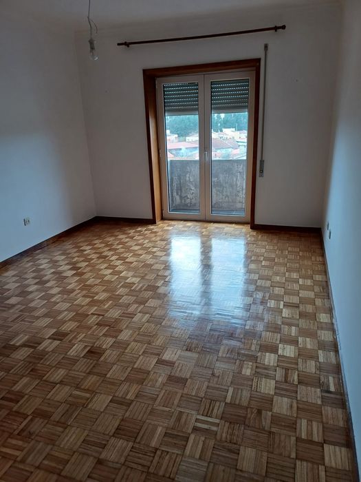 Alugo T2 - Fonte do Leite