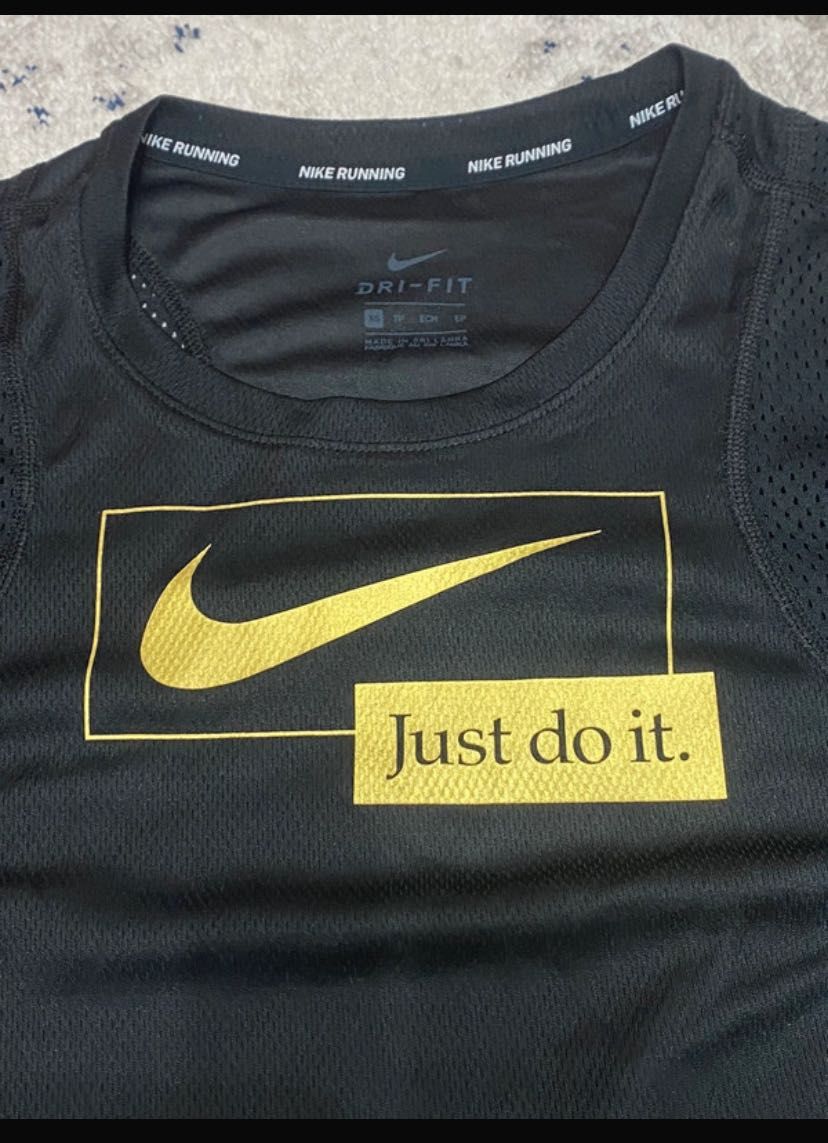 T-Shirt Nike Running