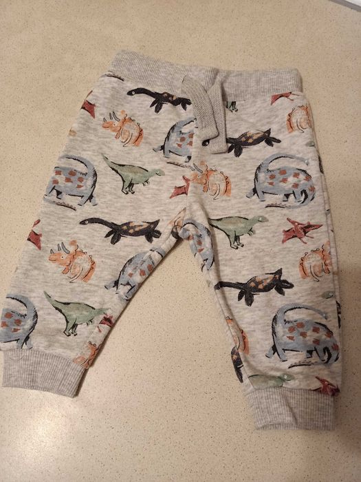 Zestaw spodni ogrodniczki 3-6m 62-68