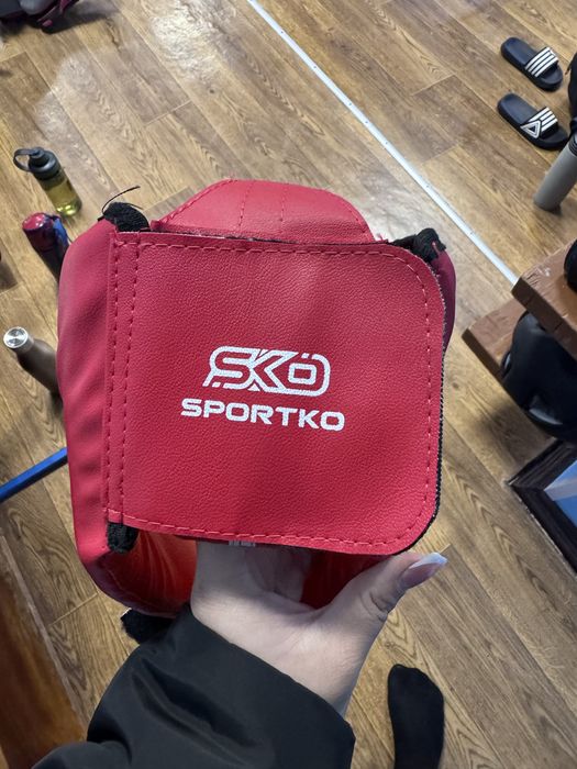 Продам шолом для єдиноборств