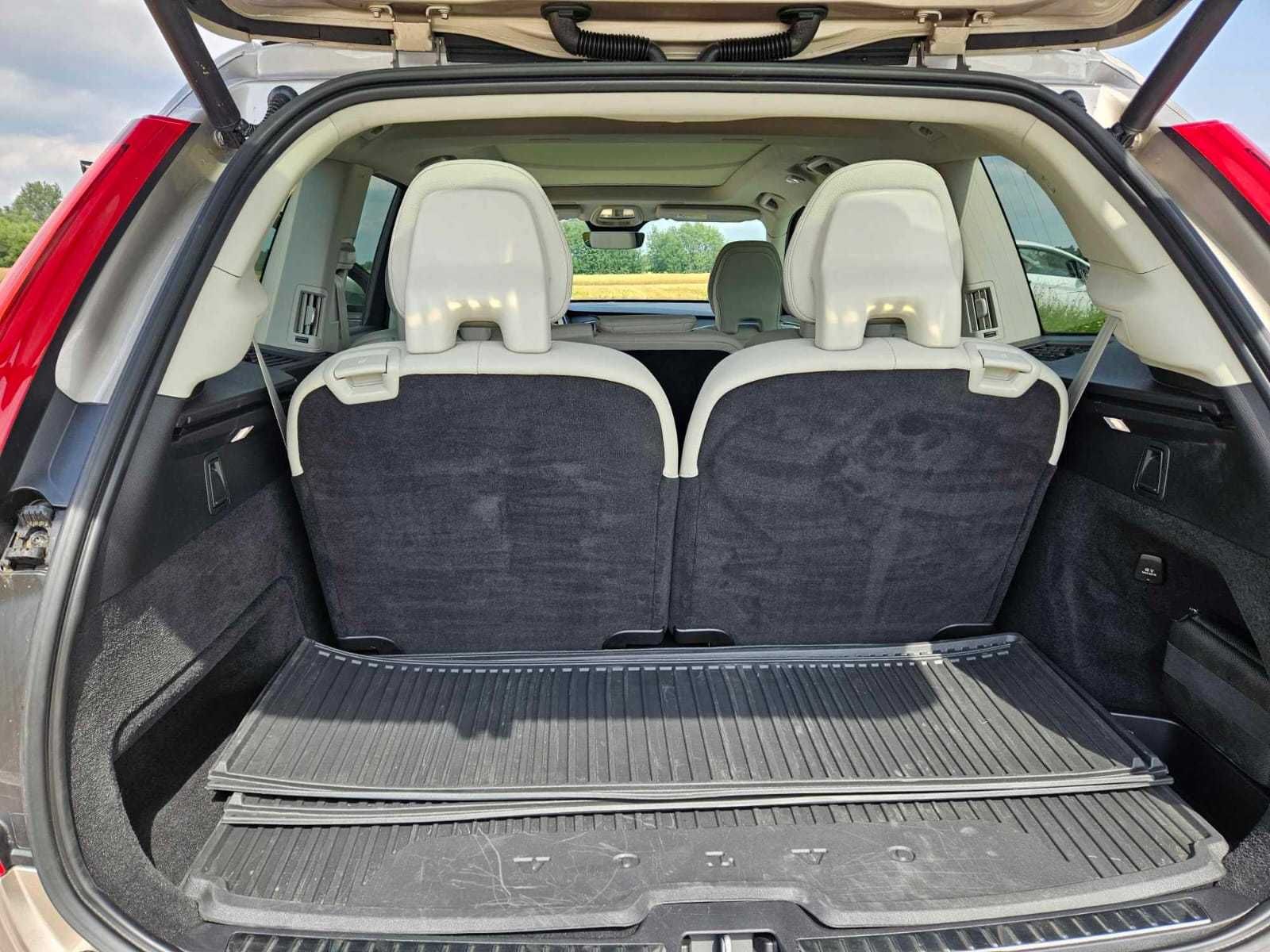 Volvo XC90 B5 Core AWD 2023 7-osobowe