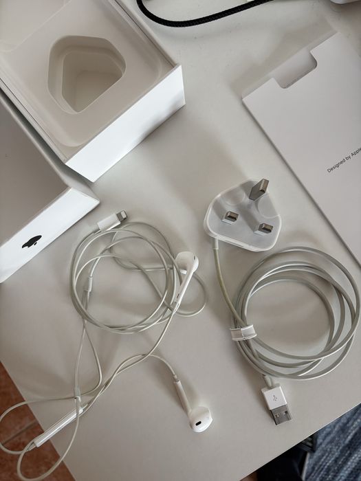 iPhone Xr 64GB Preto
