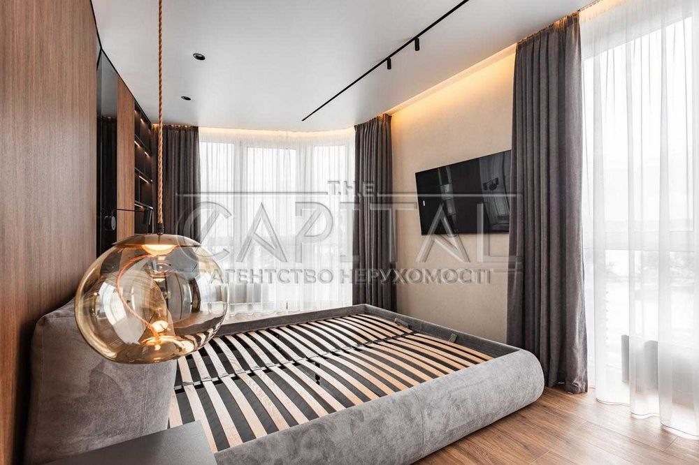 Продаж 3-кімнатна квартира ЖК Great River Stone