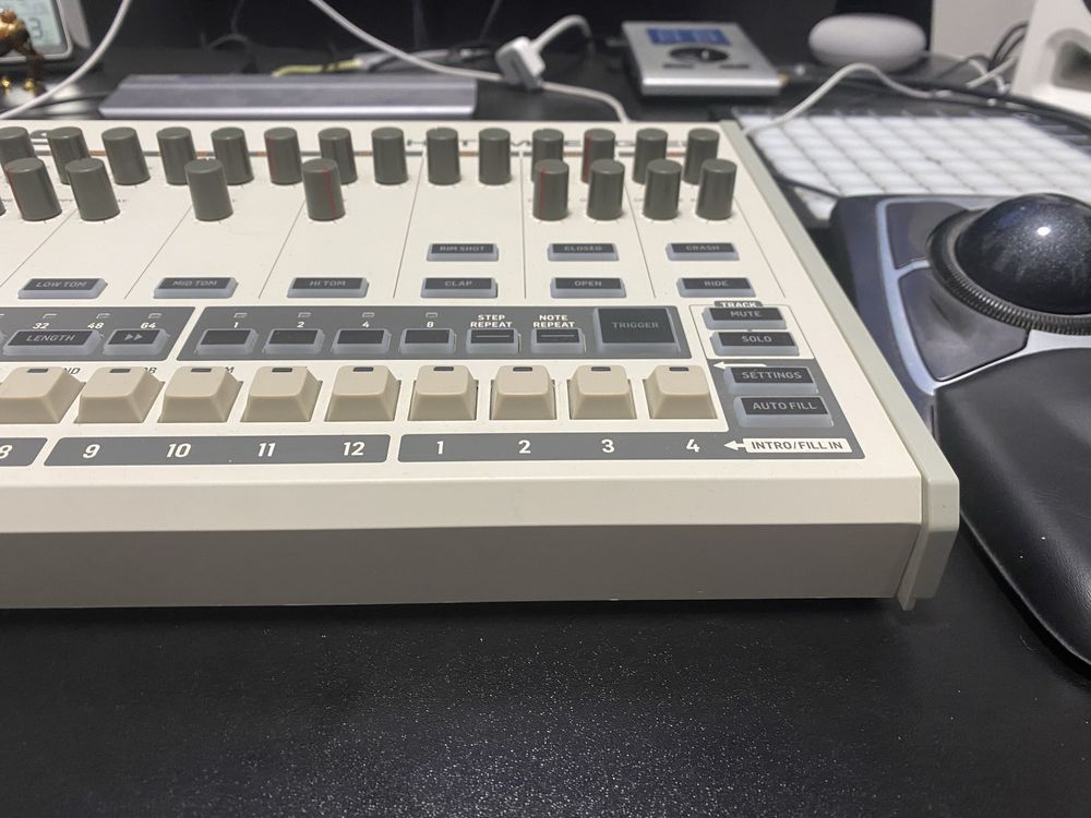Behringer RD-9 Drum Machine