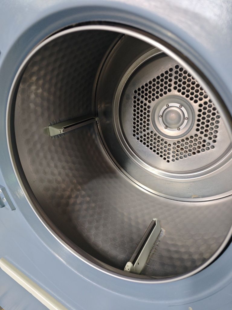 Сушильна машина професійна 13/16 кг Miele PT 7331 EL
