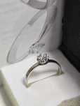 Золотое кольцо с бриллиантом 0,30 ct Damiani.