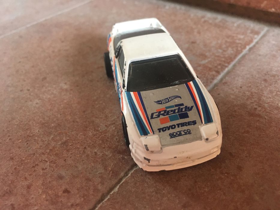 Hot wheels nissan
