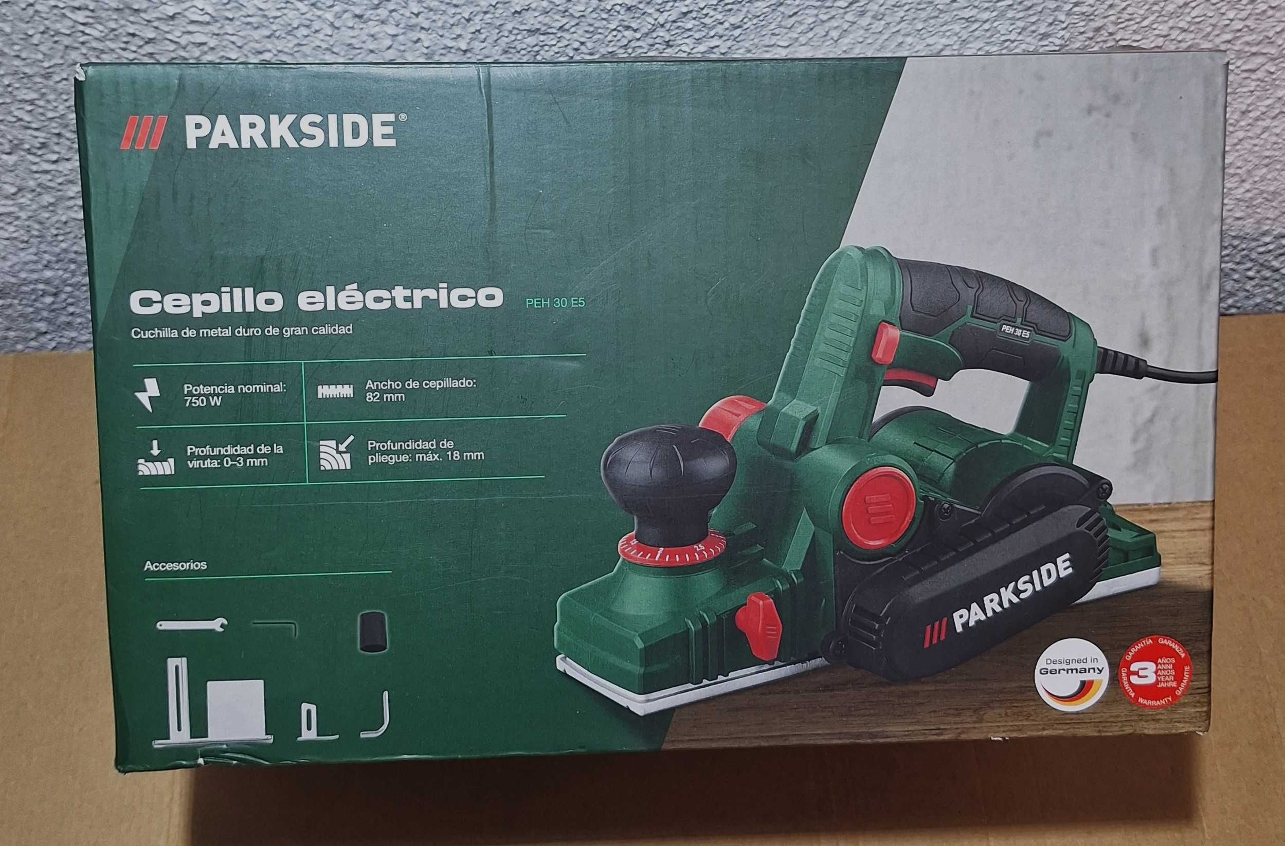 Plaina Elétrica Parkside 750 W ( Nova )