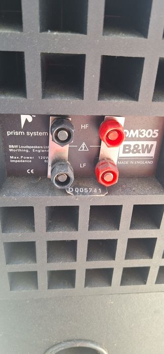 Colunas B&W DM305 - Estado Impecável