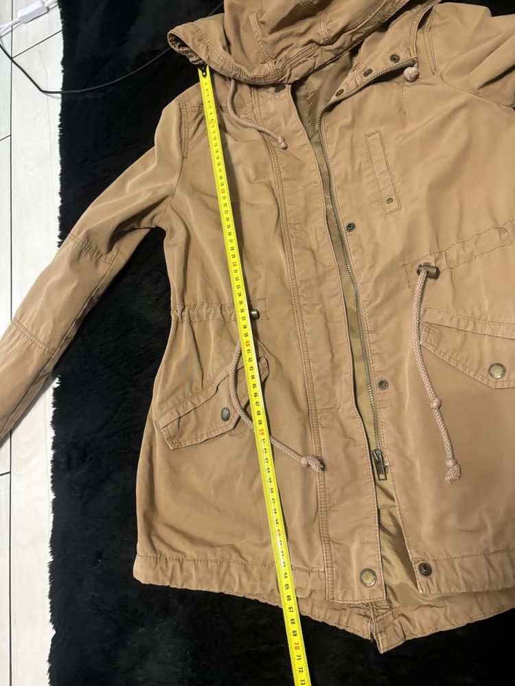 Kurtka XS parka cappuccino - beż jesienna kurtka trencz