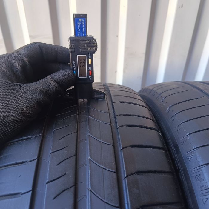 Dwie opony Michelin energy saver 205/55 r16