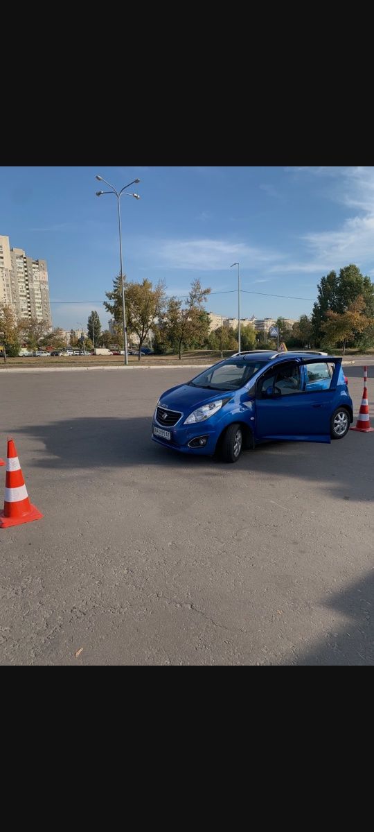 Уроки вождения, автоинструктор киев