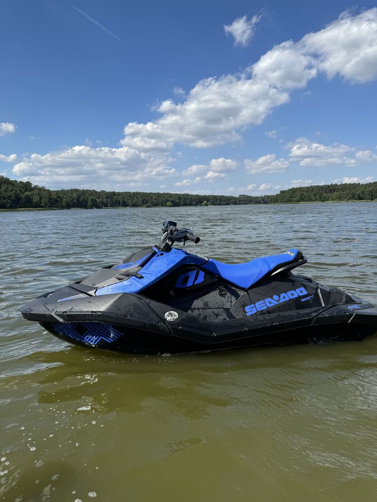 Wynajem skutera wodnego sprak trixx 90hp Poznań Skoki Czerwonak