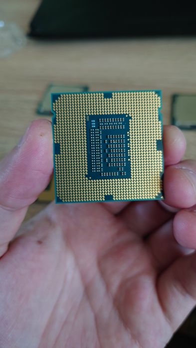 Процессор Intel Xeon E3-1230 v2 LGA1155 up to 3.70GHz 8 потоків Б/В