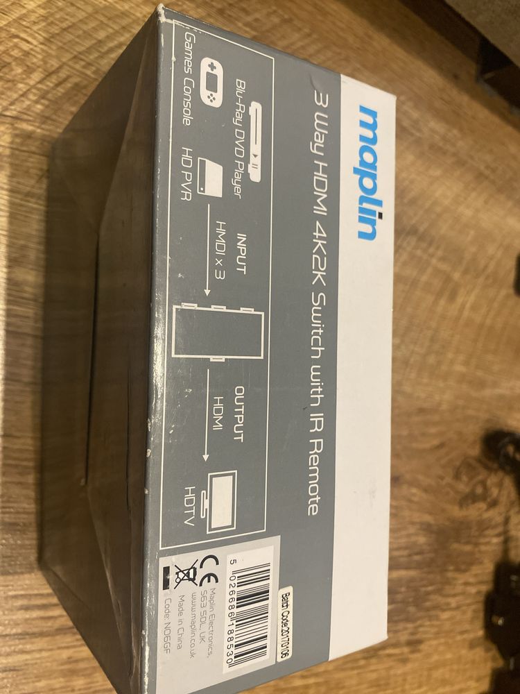 Switch rozdzielacz 3x HDMI 4 K maplin nowy