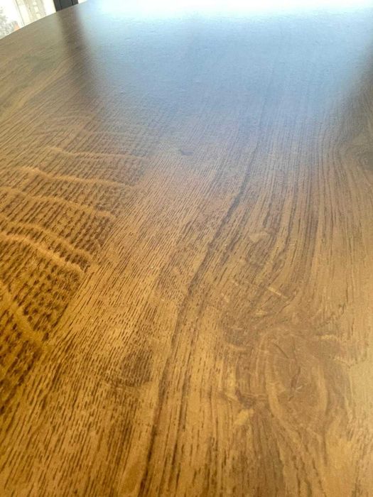 Mesa redonda de escritório com 2 cadeiras estofadas