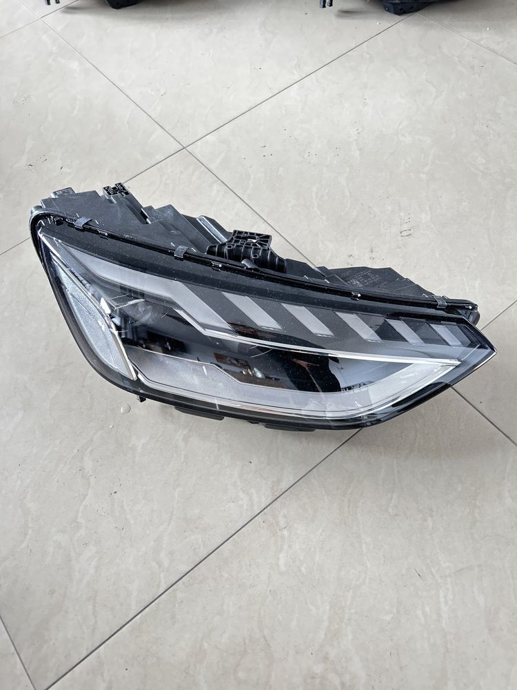 Lampa prawa Audi A4 B9 lift FULLED Europa