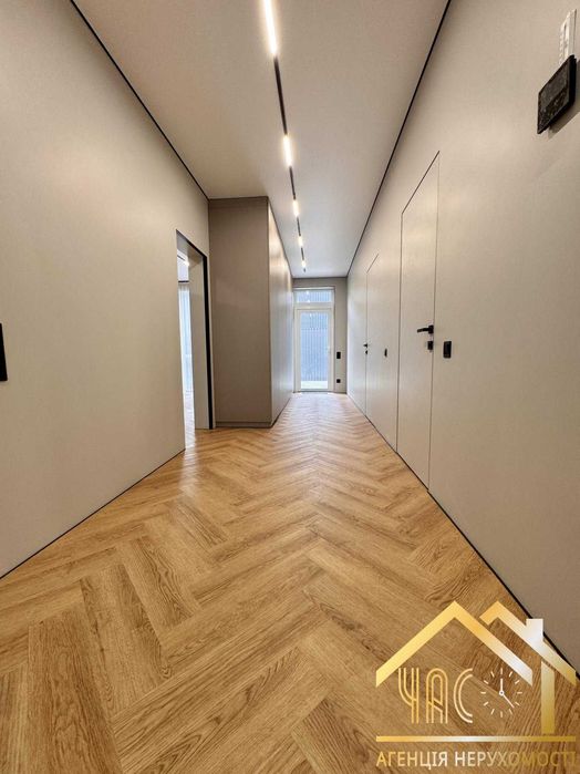 Таунхаус з новим ремонтом та газом! БЕЗ КОМІСІЇ!