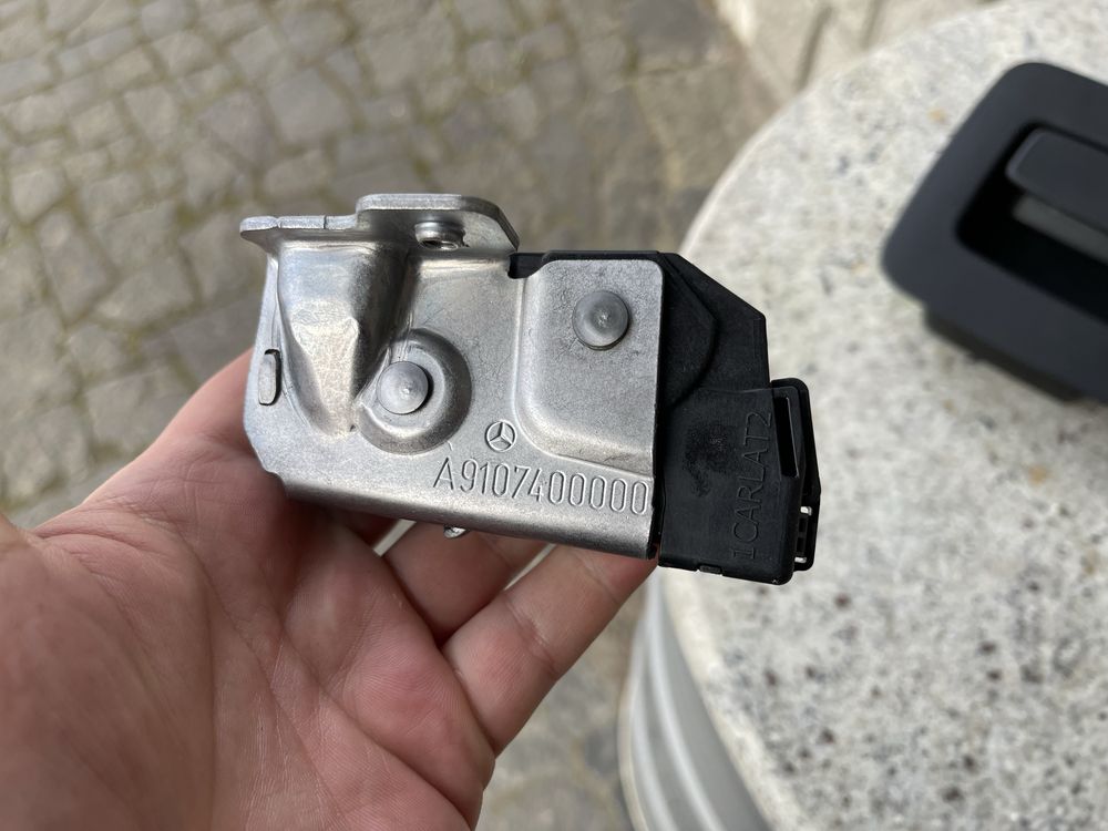 Ручка замок задніх дверей Mercedes Sprinter W907 W910