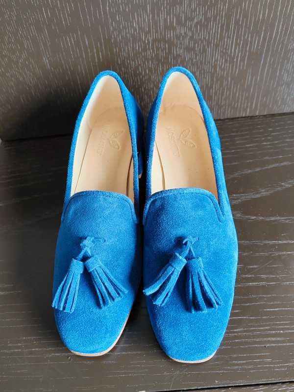 Sapatos azuis de camurça Moskkito