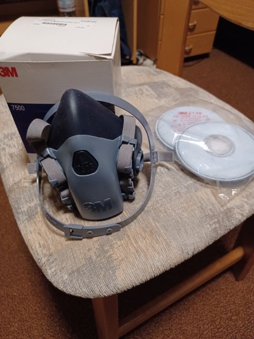 Półmaska silikonowa rozmiar L + jeden komplet filtrów gratis !!!
