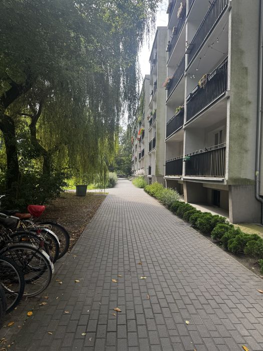 Mieszkanie 38 m z balkonem os. Powstań Narodowych