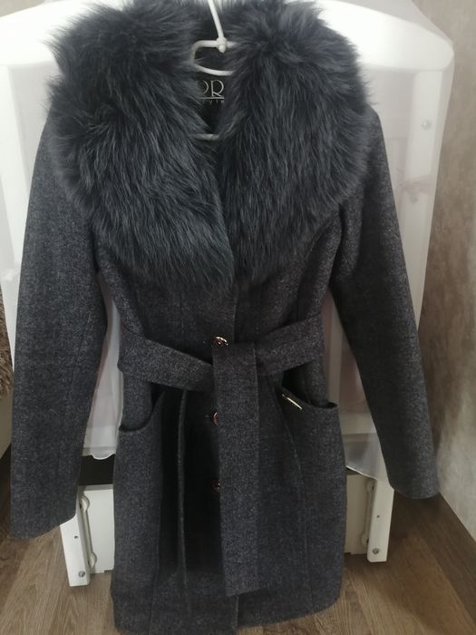 Пальто зимове жіноче
