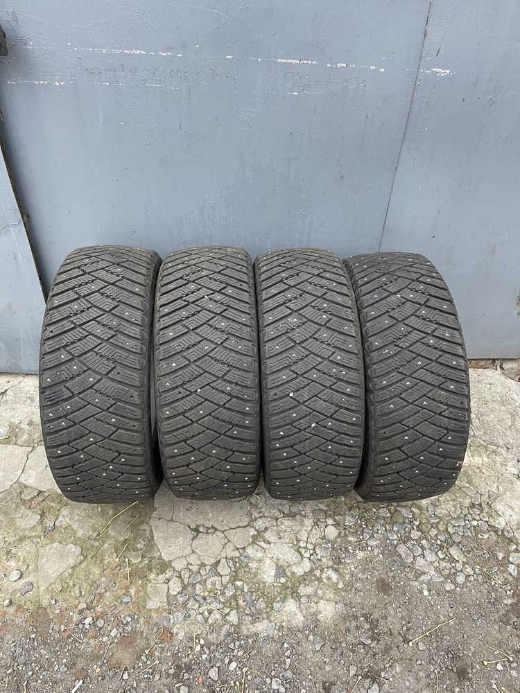 Резина GOODYEAR  215/55/17