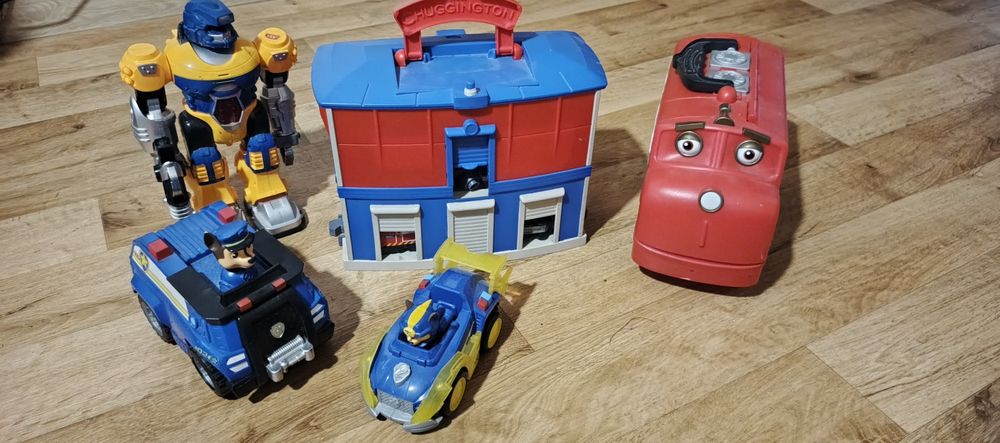 Zestaw zabawek psi patrol, strażak sam