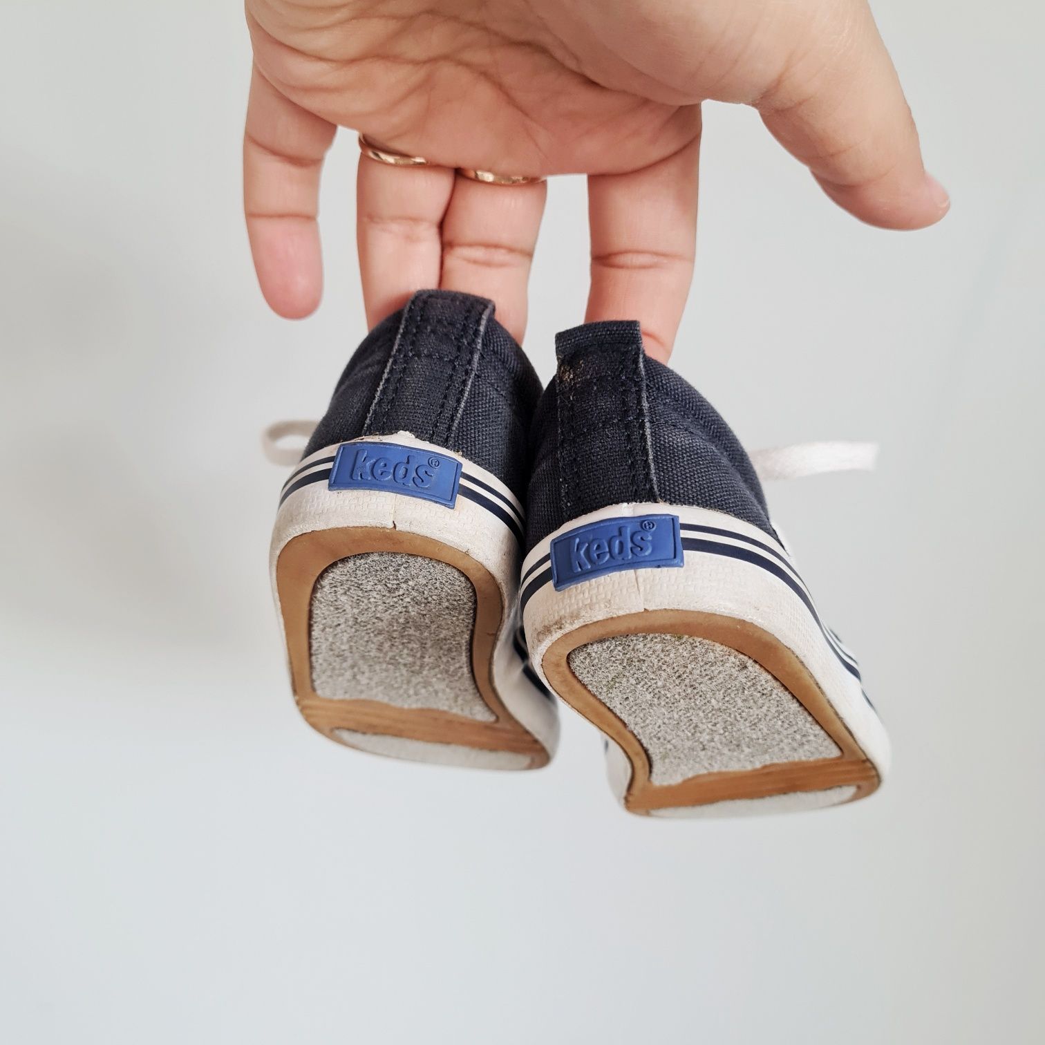 Granatowe trampki buty dziecięce keds 21 buciki dla dziecka 

Świetne