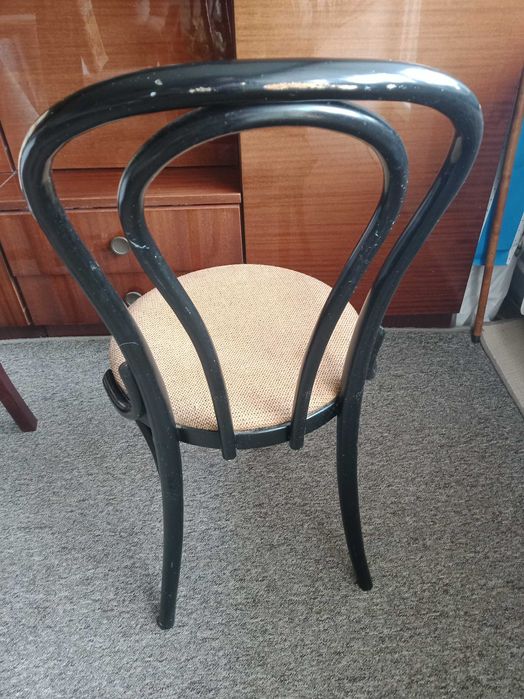 Krzesła tapicerowane Jasienica A-85